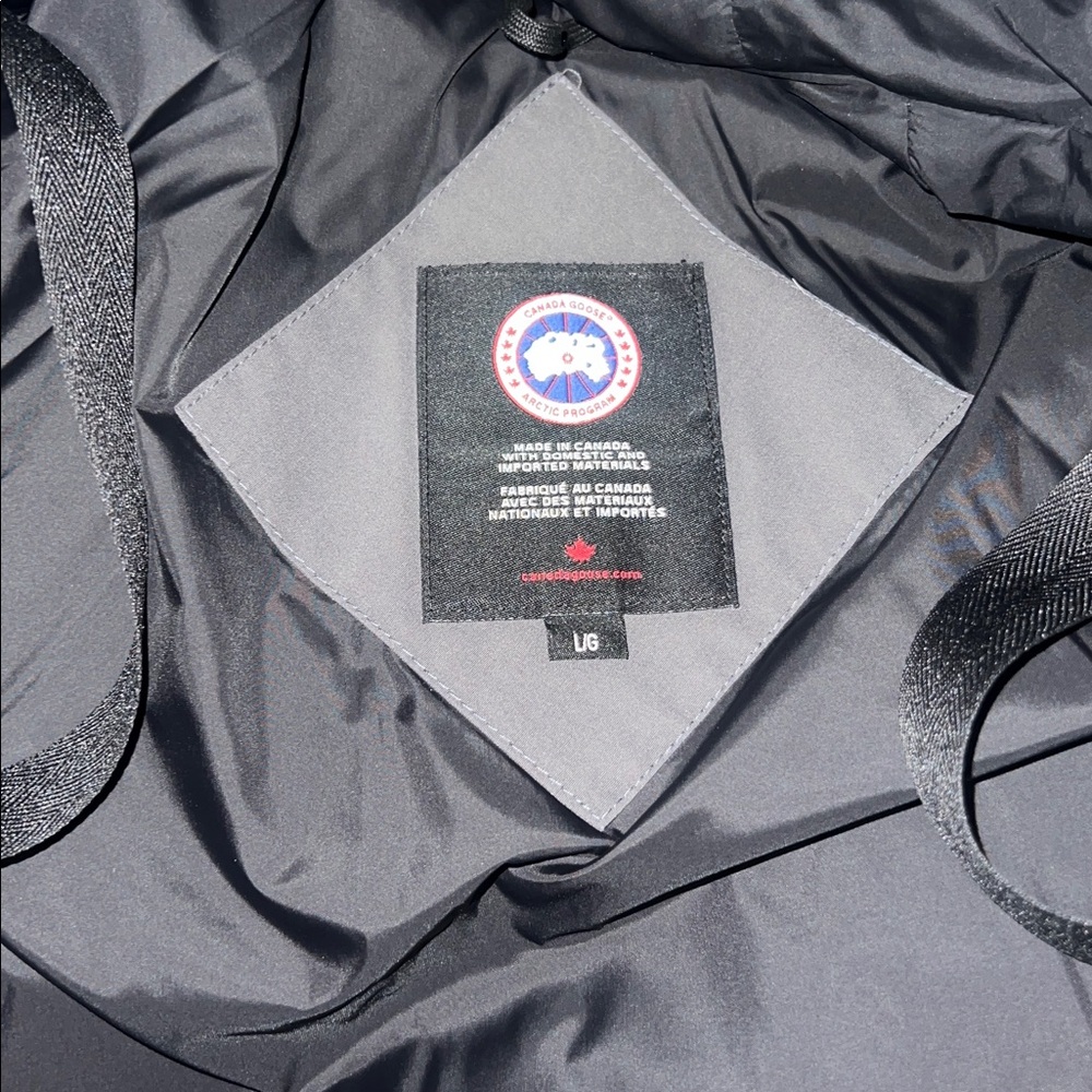 Canada Goose Women's Grey Puffer with Fur Trim - Picture 14 of 15